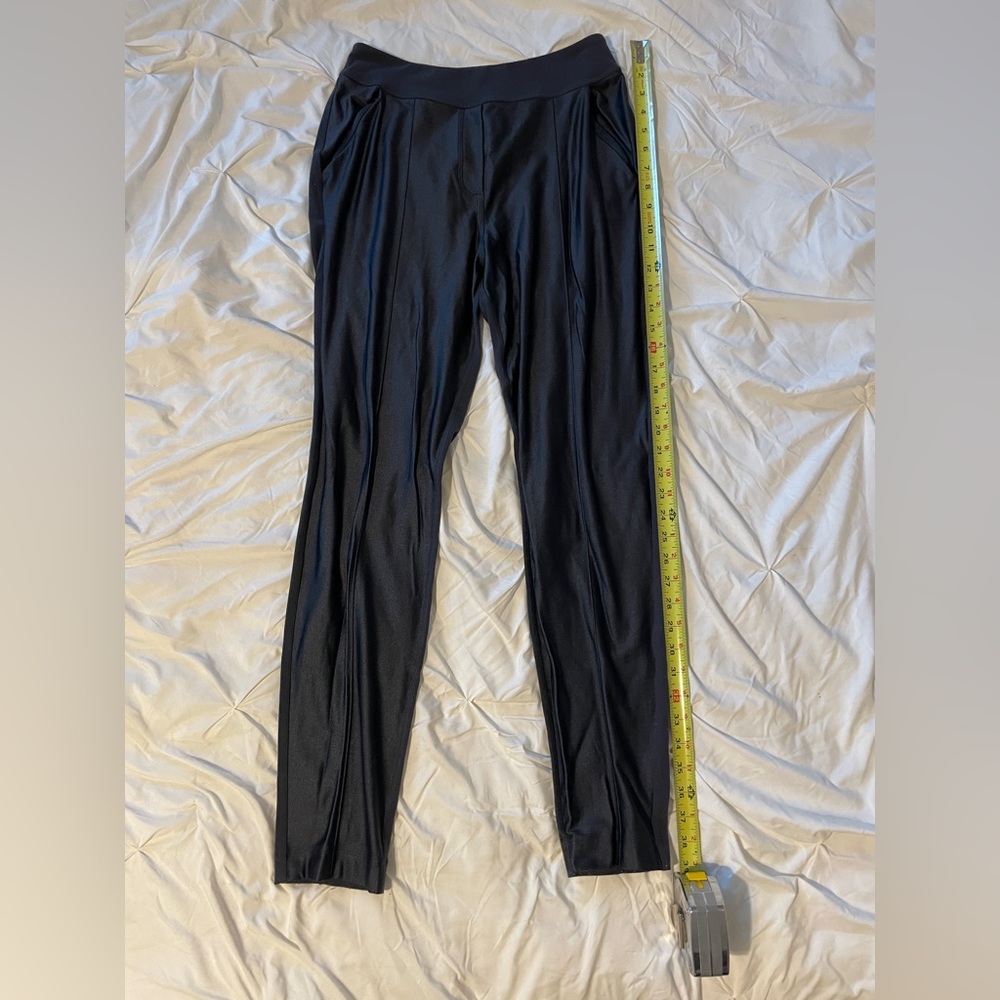 Lululemon Shine Trouser - Black - Size 4 - great condition